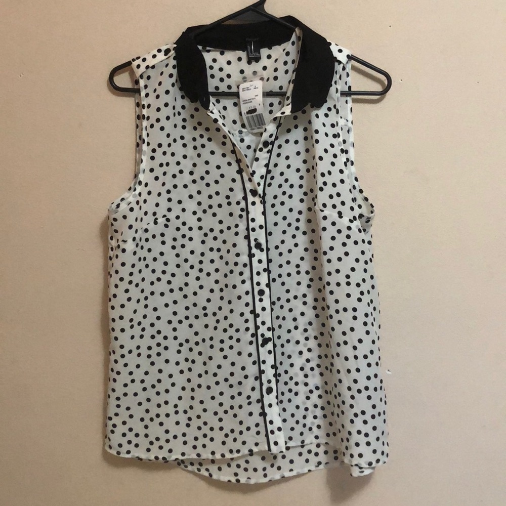 Polka dot collared button up tank